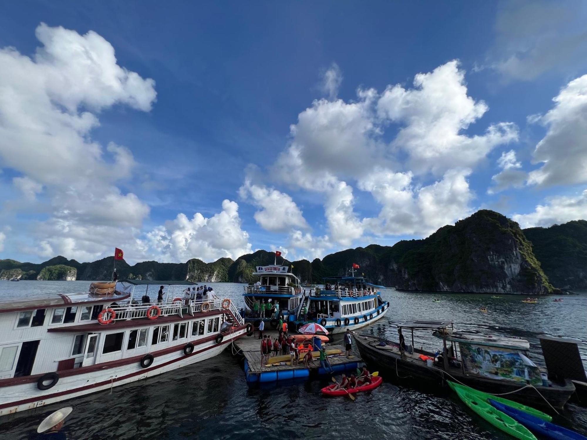 Mb Central Hotel Cat Ba Island Exterior photo