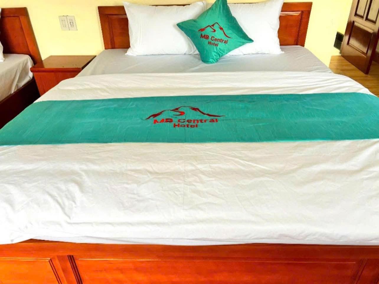 Mb Central Hotel Cat Ba Island Exterior photo
